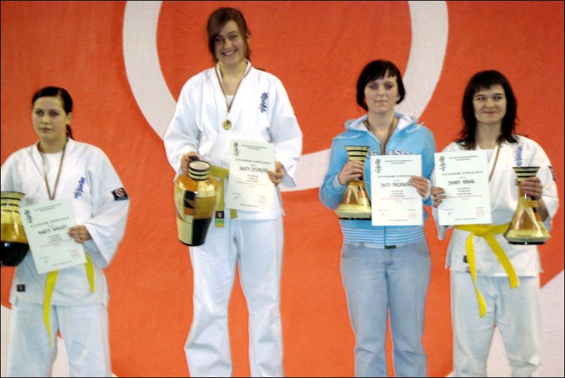 Medalistki kumite juniorów<br>m³odszych kat. -55kg